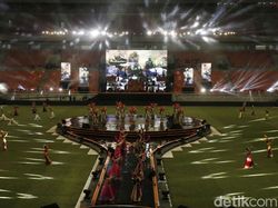 Melihat Kemeriahan Malam Puncak HUT Jakarta