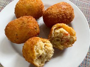 Resep Kroket Kentang Ayam yang Renyah Lembut Favorit Anak-anak