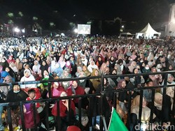 Susunan Bacaan Tahlil Singkat: Arab, Latin, dan Artinya