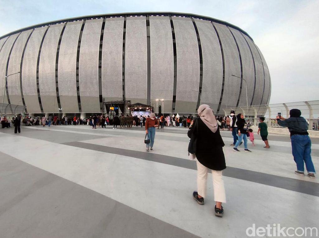 JIS Jadi Venue Konser Internasional tapi Aksesnya Dinilai Masih Sulit Nih JIS Jadi Venue Konser Internasional tapi Aksesnya Dinilai Masih Sulit Nih
