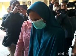 Ibu Kandung Siksa Bayi hingga Tewas di Surabaya Jadi Tersangka Ibu Kandung Siksa Bayi hingga Tewas di Surabaya Jadi Tersangka