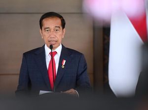 Garuda Buka Suara Penyebab Pesawat Jokowi Berputar di Perbatasan Turki Garuda Buka Suara Penyebab Pesawat Jokowi Berputar di Perbatasan Turki
