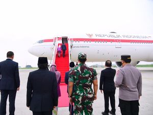 Jokowi Naik Garuda Indonesia ke Eropa Bawa Misi Perdamaian Ukraina Jokowi Naik Garuda Indonesia ke Eropa Bawa Misi Perdamaian Ukraina