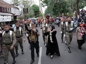 Kirab Budaya Mojo Bangkit Jadi Napak Tilas Kebangkitan Kota Mojokerto Kirab Budaya Mojo Bangkit Jadi Napak Tilas Kebangkitan Kota Mojokerto