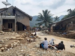 Jalan Bogor-Sukabumi Via Leuwiliang Masih Terputus Gegara Longsor