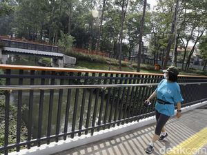 Penutupan Tebet Eco Park Diperpanjang Tapi Bisa untuk Joging