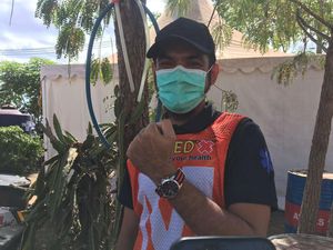 Rawat Crosser Swiss, Nakes MXGP Samota Dapat Hadiah Jam Tangan Rawat Crosser Swiss, Nakes MXGP Samota Dapat Hadiah Jam Tangan
