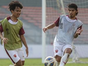 2 Pemain PSM yang Bisa Gantikan Peran Pluim di Laga Lawan Persebaya 2 Pemain PSM yang Bisa Gantikan Peran Pluim di Laga Lawan Persebaya