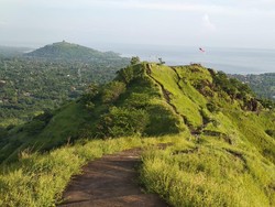 Sejarah Pura Batu Kursi Buleleng, Kawasan Suci dan Keramat