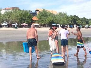 Sehari 3 Kejadian Terseret Arus di Pantai Badung: 1 WNA Nyaris Tewas Sehari 3 Kejadian Terseret Arus di Pantai Badung: 1 WNA Nyaris Tewas