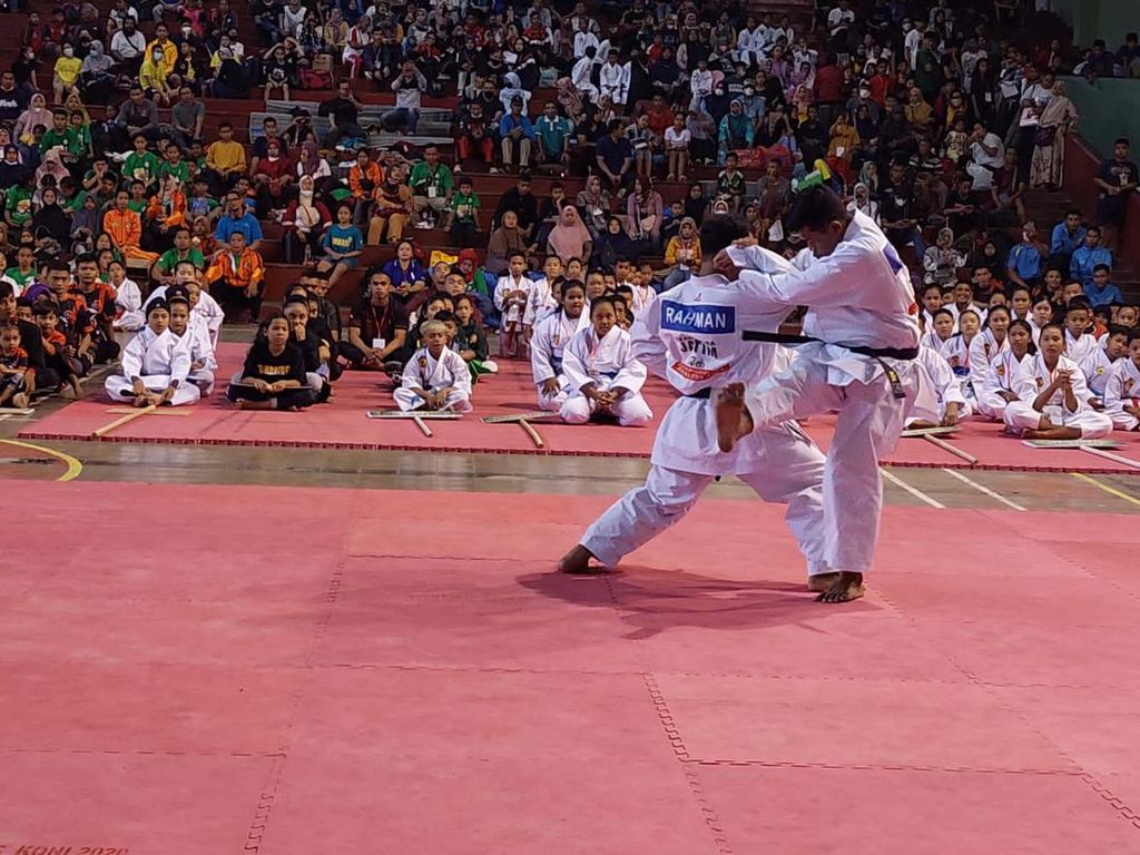 1.175 Atlet Karate Ikut Turnamen di Nganjuk