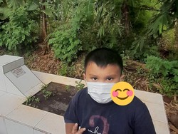 Viral Bikin Nangis, Bocah Kelas 1 SD Pamer Nilai ke Ibu yang Telah Tiada