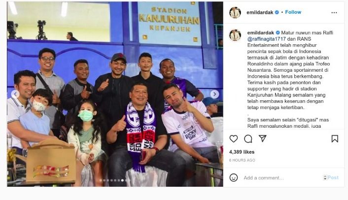 Emil Dardak membawa anak saat kerja.