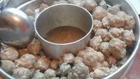 Kenyal Gurih! 20 Bakso Ikan Gerobakan Rp 5.000 Ada di Sini!