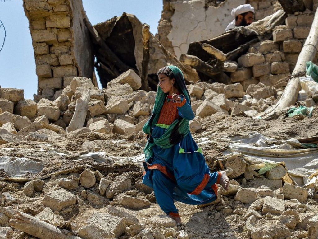 Mengapa Begitu Banyak Gempa Mematikan di Afghanistan?