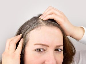 Masih Muda tapi Rambut Sudah Beruban? Bisa Jadi Ini Penyebabnya Masih Muda tapi Rambut Sudah Beruban? Bisa Jadi Ini Penyebabnya
