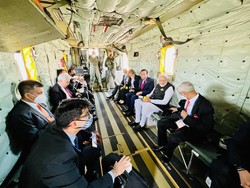 Spesifikasi Heli Sikorsky CH53 yang Ditumpangi Jokowi di KTT G7