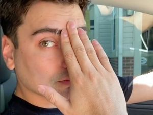 Viral Wanita Berniat Kejutkan Suami Pakai Lingerie, Berakhir Syok dan Malu Viral Wanita Berniat Kejutkan Suami Pakai Lingerie, Berakhir Syok dan Malu