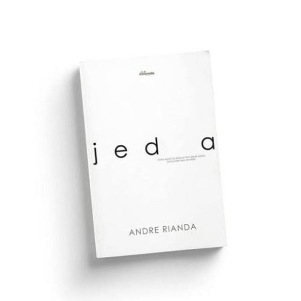 Jeda menawarkan berbagai pelajaran hidup yang kamu dapatkan ketika berhenti dan merenungi segalanya.