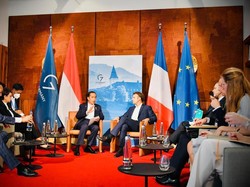 Jokowi Bahas Ukraina dengan Macron: Kita Perlu Terus Upayakan Damai