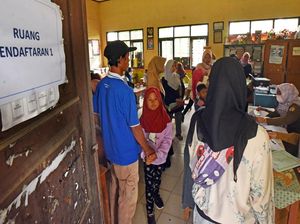 PPDB Tingkat SD-SMP di Serang Dimulai Hari Ini, Begini Suasananya