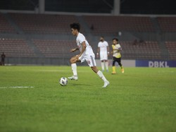 Aksi Winger PSM Rizky Eka Cetak Gol-Assist Perdana Saat Lawan Tampines
