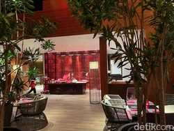 Dinner Steak Ditemani Pemandangan Alam & Udara Sejuk di Mad Cow Vimala Hills