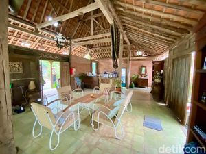 Rumah Tjempaka: Menyeruput Kopi Bali Ulian di Rumah Limasan 300 Tahun Rumah Tjempaka: Menyeruput Kopi Bali Ulian di Rumah Limasan 300 Tahun
