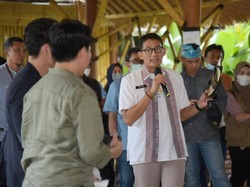 Dorong UMKM Naik Kelas, Sandiaga Kasih Program Ini