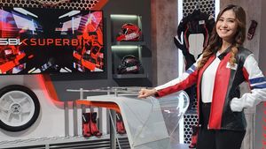 Pesona Sandy Rachel Presenter Olahraga yang Makin Cuan