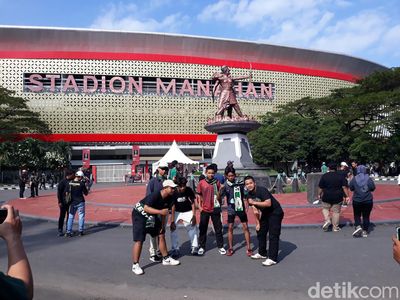PSS Sleman Vs Dewa United, Slemania-BCS Padati Stadion Manahan