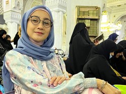 Jadi Wagub Jabar Lebih Realistis bagi Desy Ratnasari