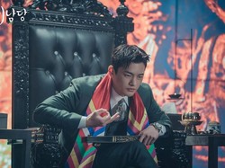 Cafe Minamdang Tayang di Netflix, Seo In Guk Bikin Ngakak Jadi Dukun