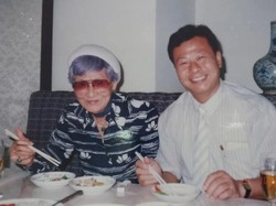 Keren! Pria Ini Sukses Jadi Top Chef Meski Putus Sekolah