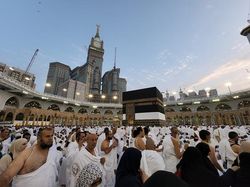 Bacaan Talbiyah Haji dan Umrah dalam Arab, Latin, serta Artinya