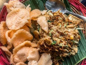 Gado-gado, Berawal dari Makan Racikan Salad Eropa Tanpa Nasi