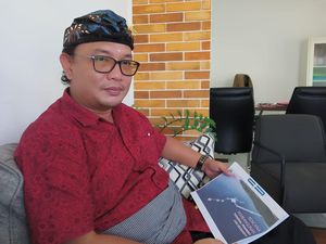 PT DEB Enggan Buka Dokumen Studi Kelayakan Terminal LNG ke Publik PT DEB Enggan Buka Dokumen Studi Kelayakan Terminal LNG ke Publik