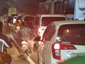 Lalu Lintas Pancoran ke Arah Cawang Macet Malam Ini