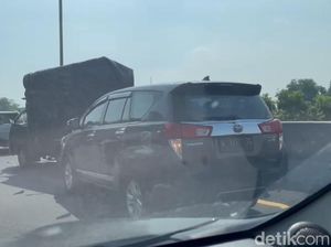 Kecelakaan Beruntun di KM 752 Tol Sidoarjo-Waru, Lalin Sempat Padat Kecelakaan Beruntun di KM 752 Tol Sidoarjo-Waru, Lalin Sempat Padat