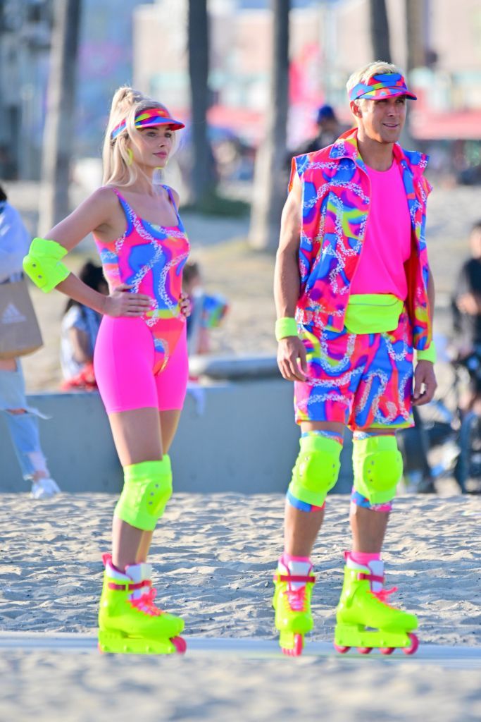 LOS ANGELES CA - JUNE 27:  Margot Robbie and Ryan Gosling film new scenes for 'Barbie' in Venice California. 27 Jun 2022. (Photo by MEGA/GC Images)