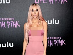 Sering Tampil Seksi, Megan Fox Ternyata Tak PD dengan Tubuhnya Sendiri
