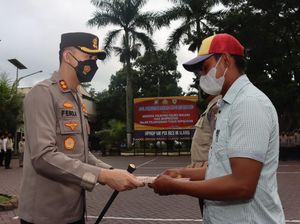 2 Nelayan Malang Dapat Penghargaan Berkat Evakuasi 3 Awak Kapal Karam