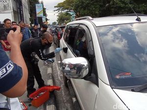 Pelaku Modus Pecah Kaca Mobil Beraksi di Tasik, Rp 320 Juta Raib Pelaku Modus Pecah Kaca Mobil Beraksi di Tasik, Rp 320 Juta Raib