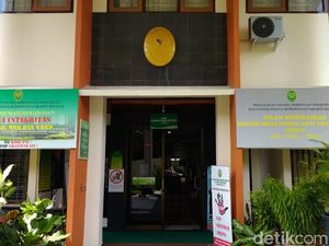 Lurah Maguwoharjo Sidang Perdana Hari Ini, Sempat Ditunda karena Cuci Darah Lurah Maguwoharjo Sidang Perdana Hari Ini, Sempat Ditunda karena Cuci Darah