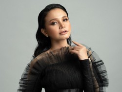 Rossa Mulai Kehabisan Ide di Usia Karier Sentuh 35 Tahun