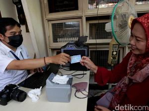 Antusias Warga Jakarta Ubah Data e-KTP Imbas Perubahan Nama Jalan