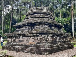 Ada Candi Unik di Malang, Terus Keluarkan Air yang Tak Pernah Kering