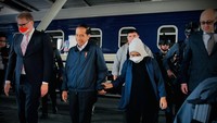 Jokowi dan Iriana Tiba di Kyiv Ukraina