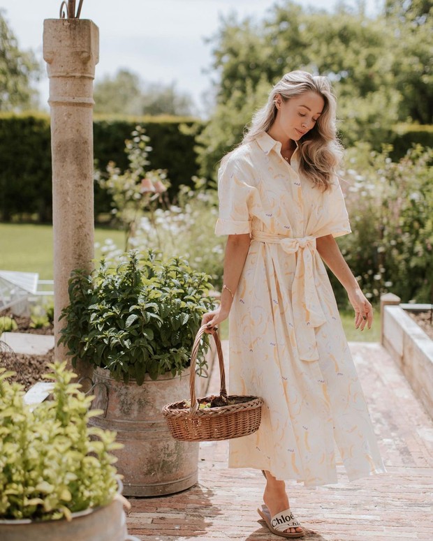 Josie https://www.instagram.com/josieldn/