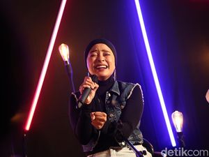 Tantri Kotak Alami Cedera Usai Jatuh dari Panggung Setinggi 2 Meter?